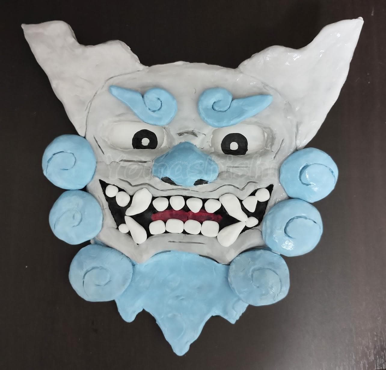 水性アクリルニスでコーティング後